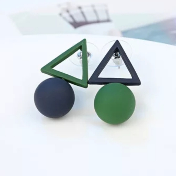 Odds/Ends Artistic Earrings - Picture 2 of 2